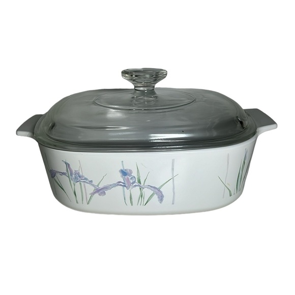 Vintage Corning Ware Shadow Iris 2 quart casserole dish - Picture 1 of 7